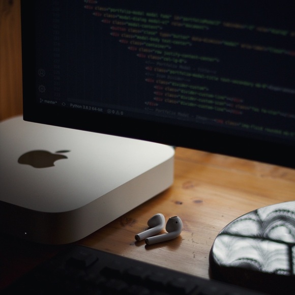 Apple Mac Mini 2.4 GHz A1347 - Silver - Picture 7 of 16